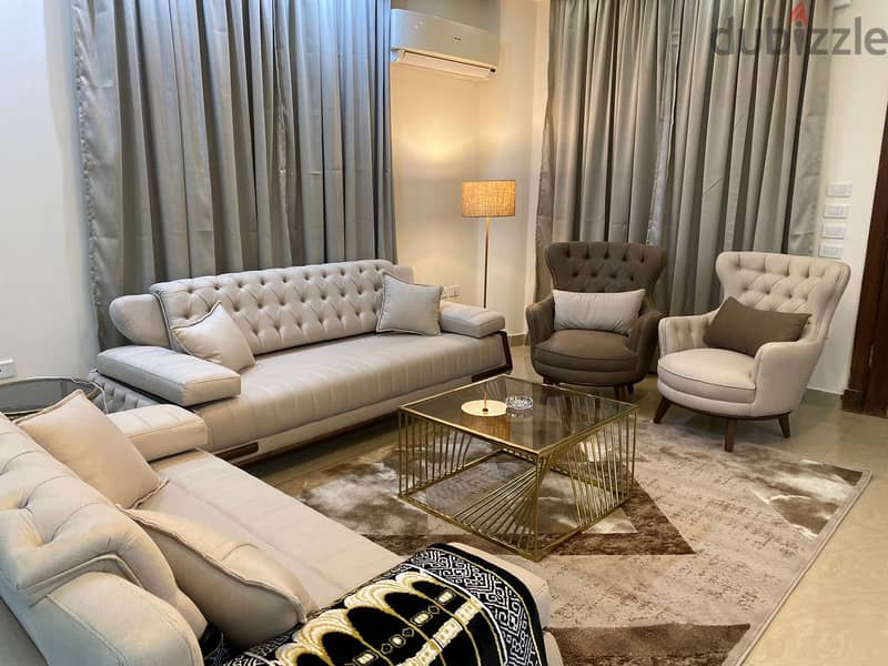 شقة مفروشة للايجار ارضي بحديقة الحي الثامن مدخل خاص أول سكن مكيفة بالكامل فرش فندقي ايجار Apartment For Rent Sheikh Zayed 2