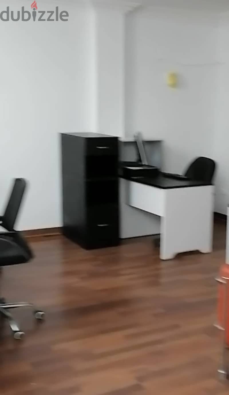 office furniture اثاث مكتبي 7