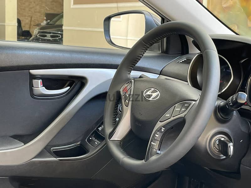 هيونداي الينترا ٢٠١٥ اعلي فئه فابريكا توب لاين - Hyundai Elantra 2015 9
