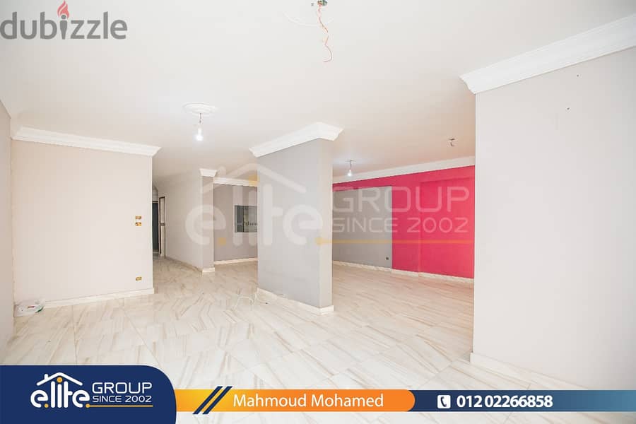 شقة 233 م للبيع في قلب كفر عبده شارع محمد صفوت 5