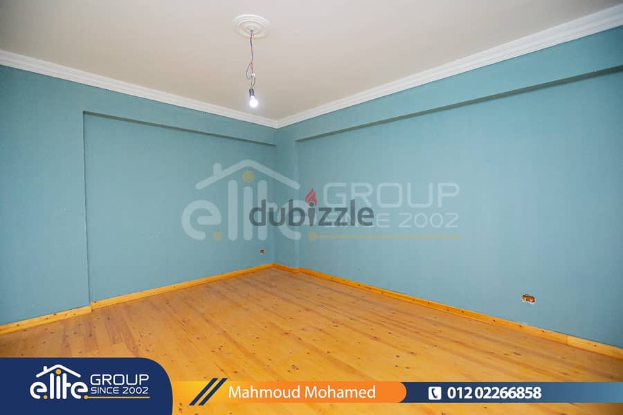 شقة 233 م للبيع في قلب كفر عبده شارع محمد صفوت 8