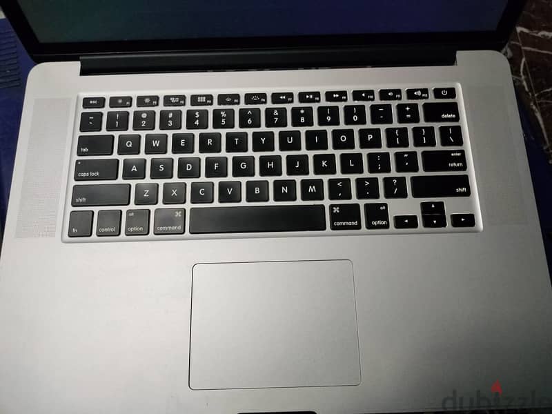 MacBook Pro 15-inch 1