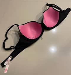 Pink Victoria Secret bra 43C
