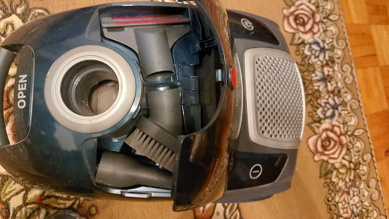 Hoover 1600w used like new 1