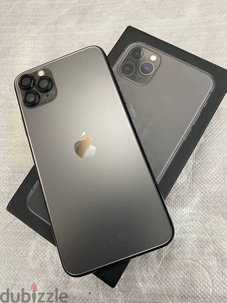 iphone 11pro max used like new 1