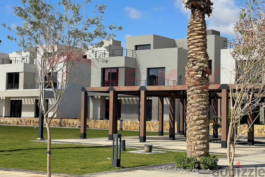 Own a townhouse corner at the old price in the heart of Palm Hills 11