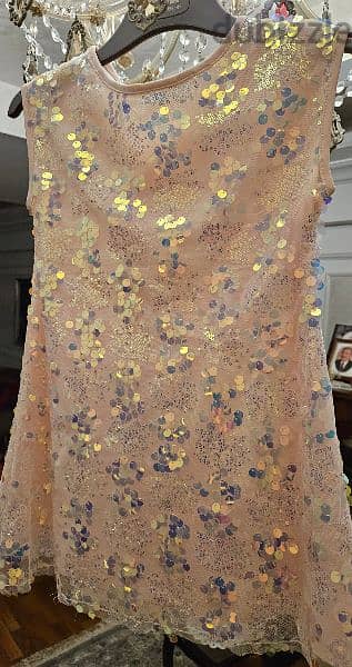 Amazing 6 yrs Dress ,used rarely as new 2