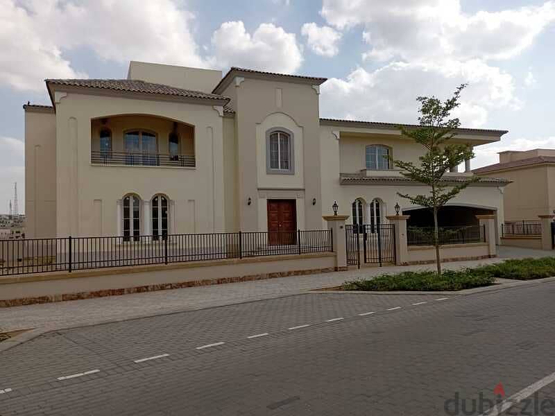Town House Middle 287 m Fully Finished with Kitchen and Ac's For Rent at Uptown Cairo 4