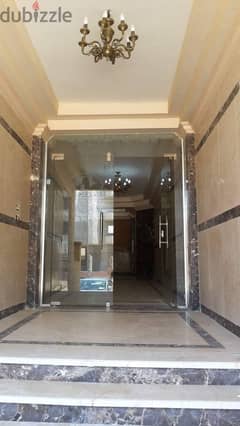Apartment for sale in the southern lotus settlement near  From the 90th, Sodic Compound, Platinum Club, Banque Misr Club, Agora Mall, Maxim Mall,