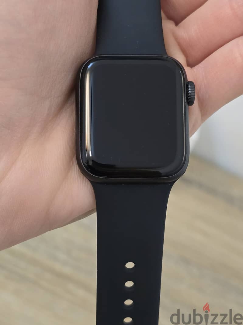 Apple Watch SE 40mm (2022) -Original charging cable & strap -2 straps 5