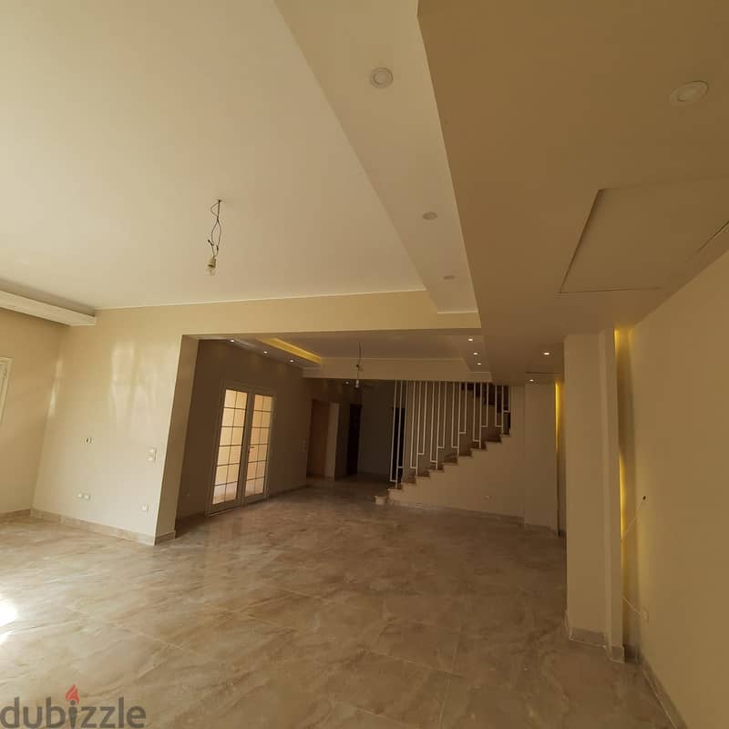 Hyde Park    phase :  classic   town house corner for rent :      Bua: 316 10