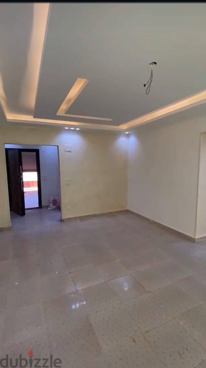 Super deluxe finished apartment in Al Firdous City Villas (Al Zohour Compound) 5