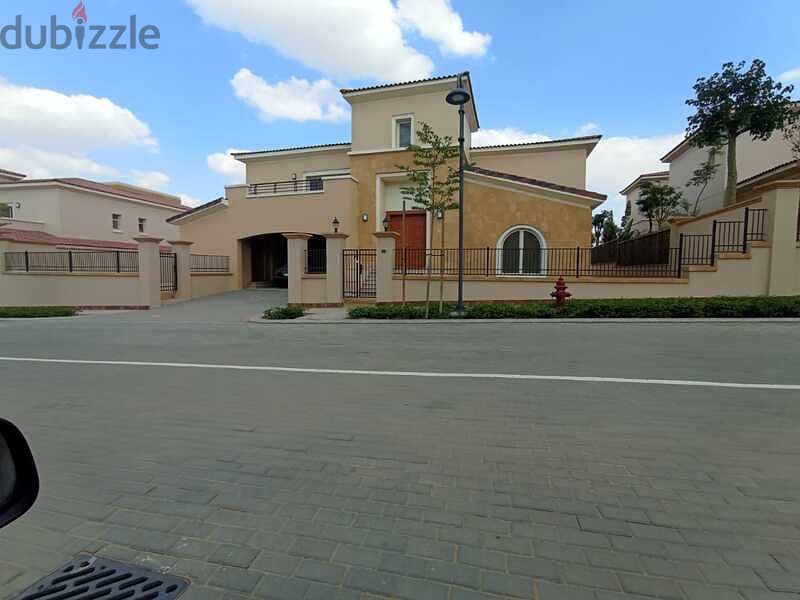 Villa Standalone 472 m Fully Finished with AC's For sale at Uptown Cairo - Emaar 6