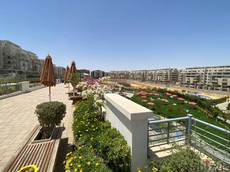 Exclusive garden apartment 170m + 30m garden view court for sale in Mountain View i City Compound, Fifth Settlement 4