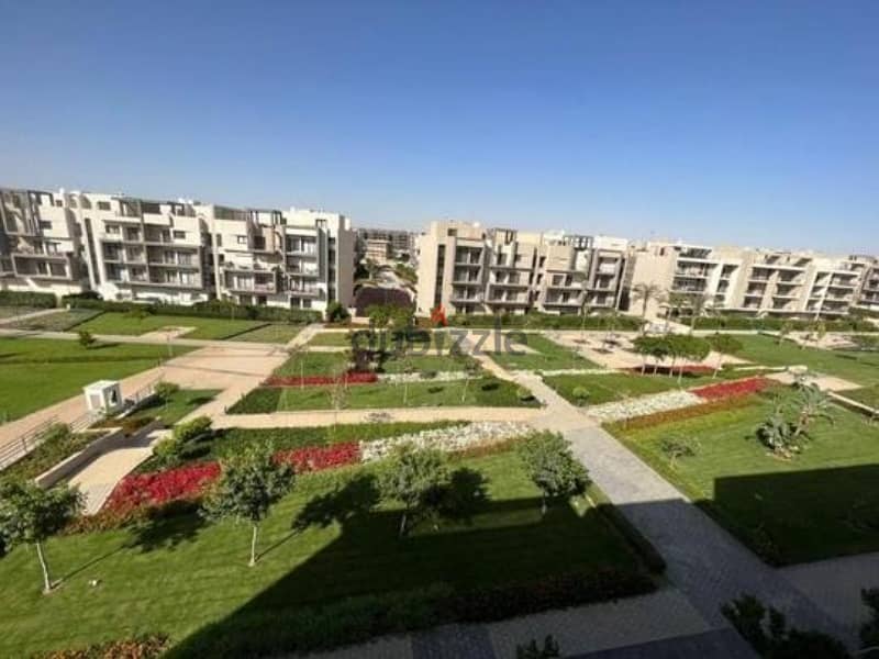 Apartment with garden for sale 177 m view landscape in Almarasem fifth square شقة بجاردن 177م للبيع في المراسم فيفث سكوير 1