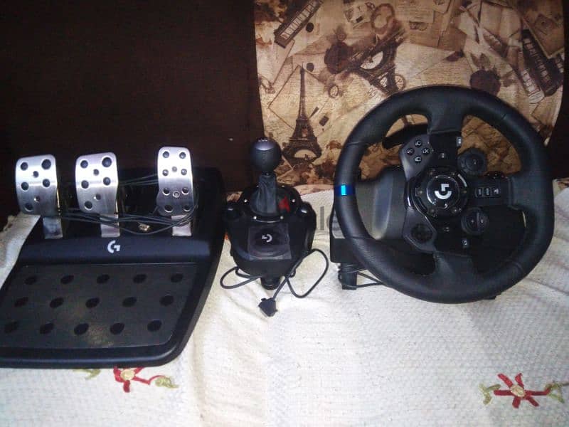 G920/G29
Racing wheel for Xbox, PlayStation and PC 2