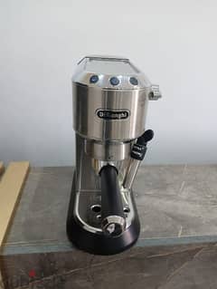 ماكينة قهوة ديلونجي ديديكا ec685 استعمال خفيف جدا مرات معدودة 0