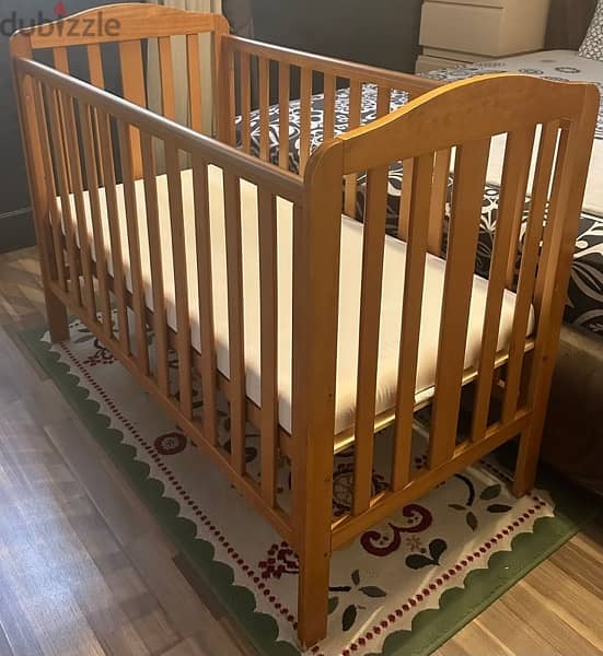 Mothercare baby crib 4