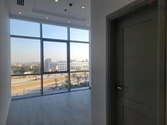new cairo  مكتب للايجار 74 متر بالمستثمرين الجنوبية التجمع الخامس