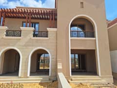 Townhouse for sale in Maadi Compound, Pami's View in the Compound, immediate delivery of 300m
