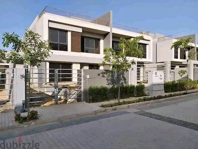 Separate villa 250 meters for sale View Landscape The Crest Compound New Cairo Alcazar Real Estate Company with the best location in the Fifth Settlem 3