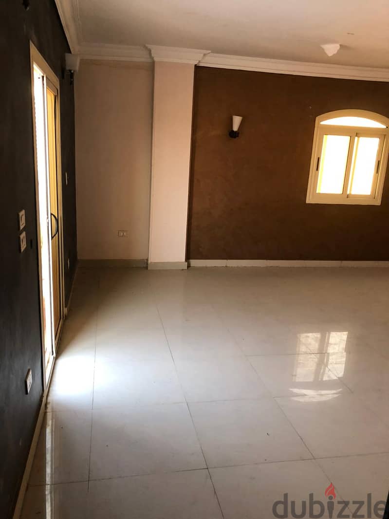 Apartment for sale with kitchen, south of the academy, near the 90th, Petrosport Club, and Air Force Hospital  Super deluxe finishing 2
