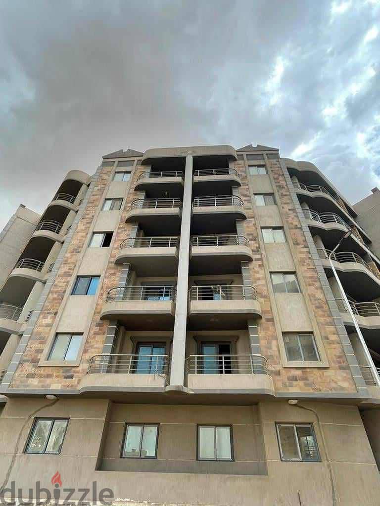 Apartment, ready to move, minutes from New Cairo, in installments 6