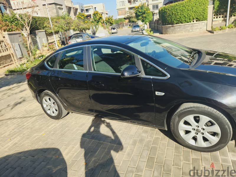 OPEL Astra 2019 1