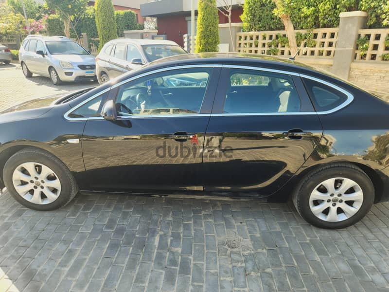 OPEL Astra 2019 3