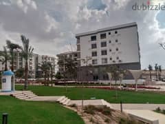 شقة بهايد بارك مساحة 158م بموقع متميز ومواصفات مميزة