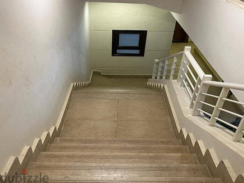 Apartment for sale Green 5 Area: 208 meters first floor Super Luxe finishing 13