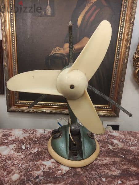 vintage fan working perfectly 2