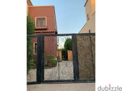 Twin house for rent in Mivida with Kitchen & Acs . 0