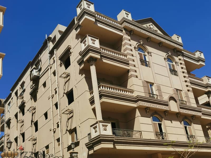 an apartment 240m for sale in Al Bostan st from the direct owner, Just steps away from Hyper One and The Mehwar 4