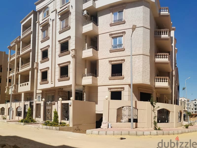 An apartment 240m for sale in Al Bostan st from the direct owner, Just steps away from Hyper One and The Mehwar 5