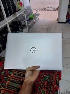 Dell XPS 17 9700 0