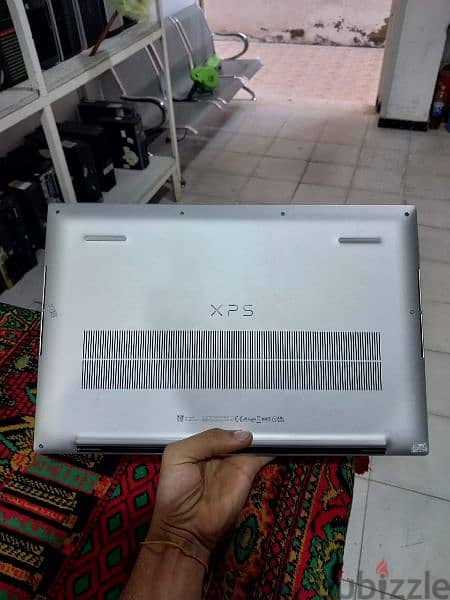 Dell XPS 17 9700 1