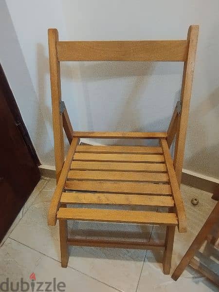 كرسي خشب 3