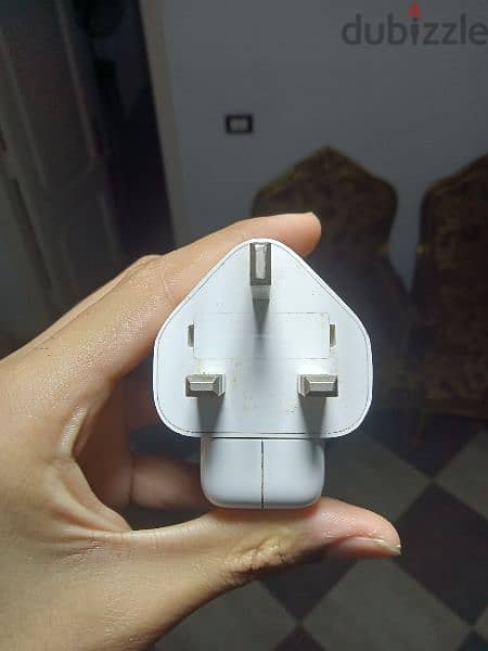 apple adapter 10W(Charger head) 3