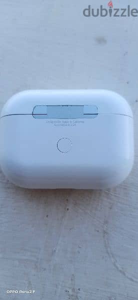 Apple AirPods Pro 2nd Generation type c to lightning 4