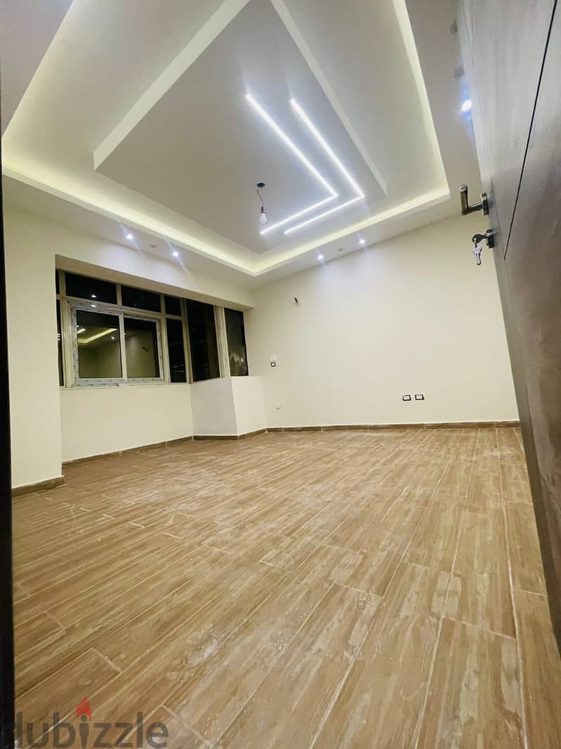 شقة للبيع في الخمايل الشيخ زايد دور اول فيو مفتوح اول سكن 4