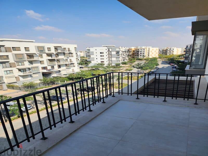 Apartment for Sale in Eastown Sodic under Market Price , fully Finished 1