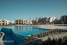 فيلا للبيع بالتقسيط على الاجون مباشرة في في قلب خليج مكادي على ساحل البحر الأحمر الغردقة Villa for sale in Makadi Hurghada