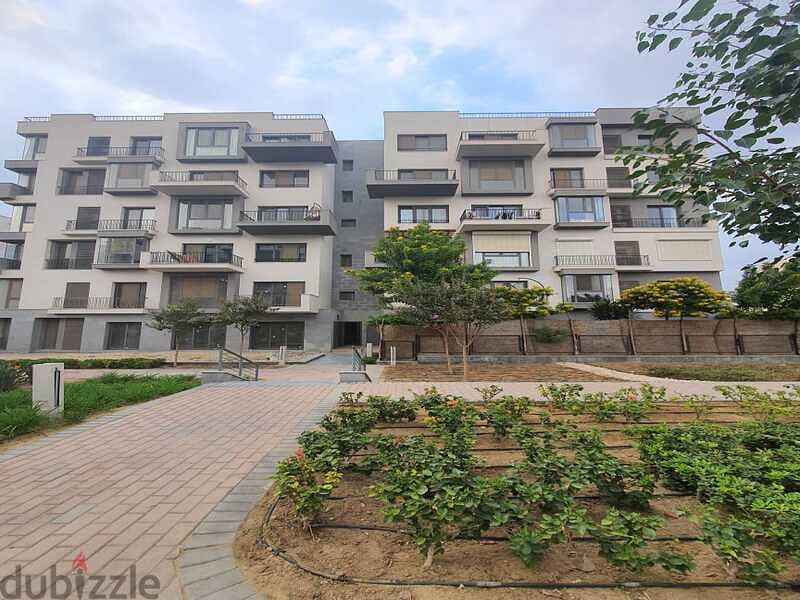 Apartment fully finished with amazing garden for sale in Eastown 7