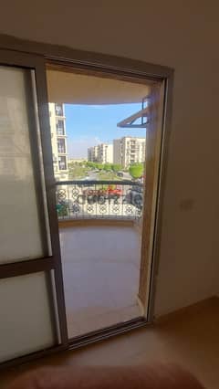 A 131 sqm apartment at a snapshot price in Al-Rehab 2 in front of the Eastern Market, with installments remaining