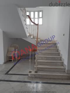 For rent upper duplex 357m in the second phase of Beverly Hills