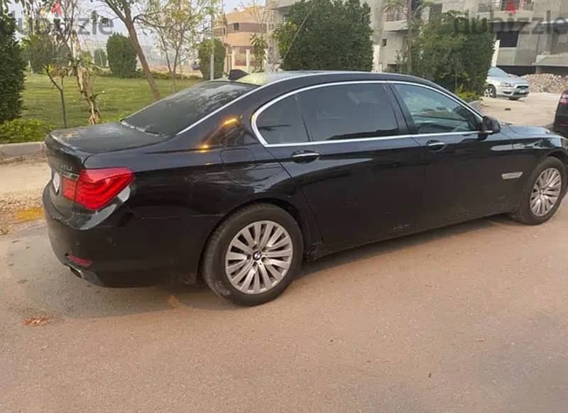 BMW 750 2009 in great condition  , price reduced for travel reasons 1