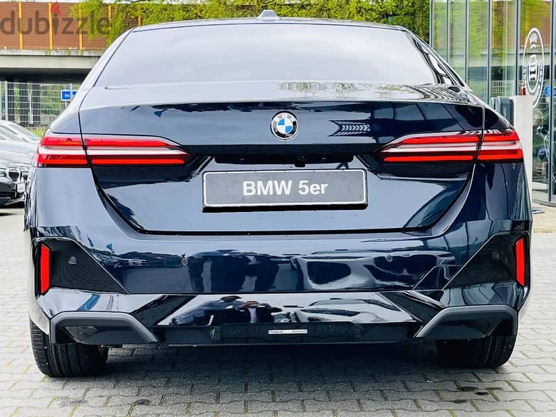BMW 520i M Sport package 2024 بي ام دبليو الشكل الجديد 4