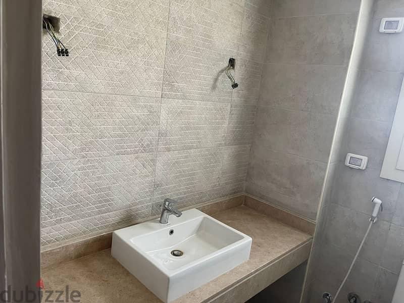 Apartment typical floor for rent in new Giza Amberville 11