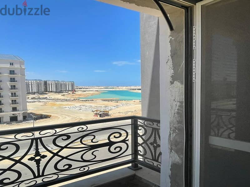 A 132-meter apartment, ready to move , fully finished, in the Latin district in New Alamein, North Coast 2